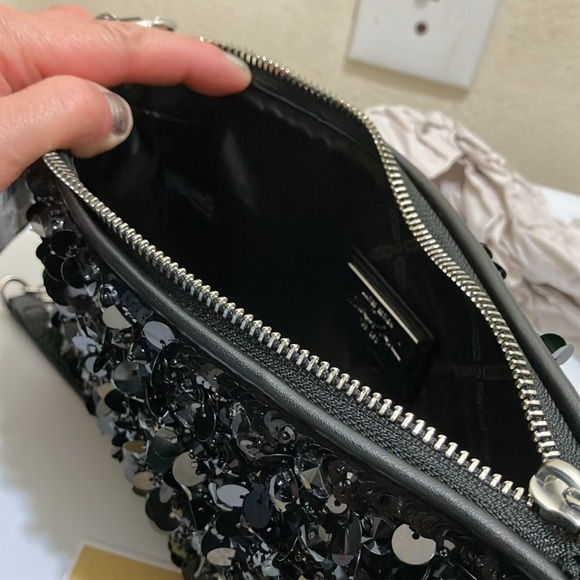 Michael Kors Empire MD chain pouchette Black sequined bag - Picture 8 of 11